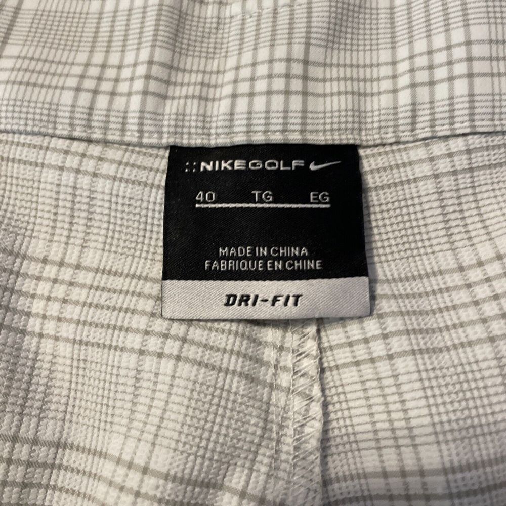 Nike Golf Chino Shorts‎ Mens 40 Gray White Plaid Dri Fit Flat Front - Picture 6 of 10